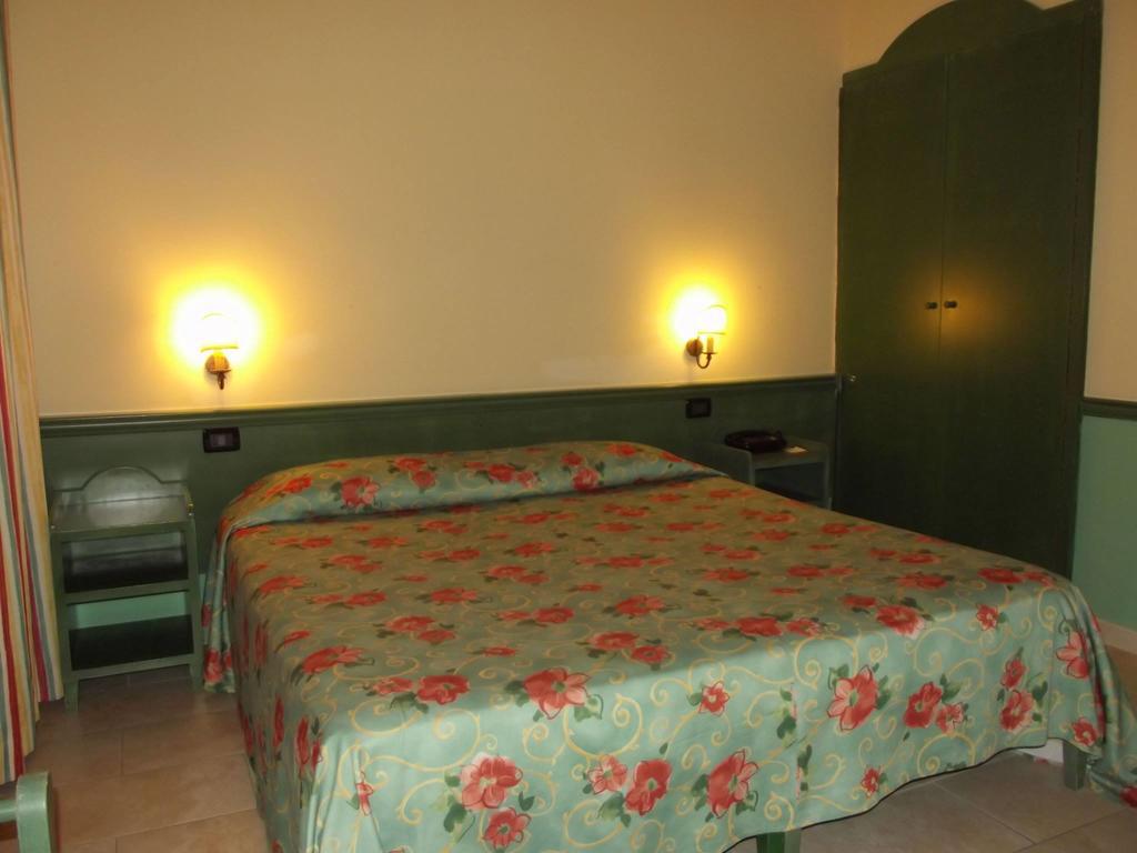 Acos Marsala City Hotel الغرفة الصورة